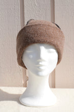 Load image into Gallery viewer, Single coloured beanie