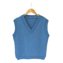 Load image into Gallery viewer, Vest with V-neck