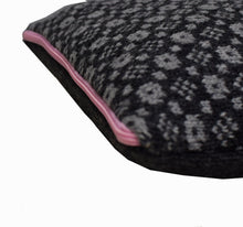 Load image into Gallery viewer, Grá púta