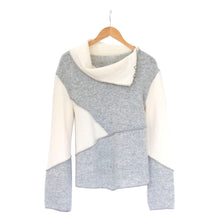 Load image into Gallery viewer, Sweater with collar (model 349)