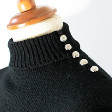 Load image into Gallery viewer, The traditional sweater