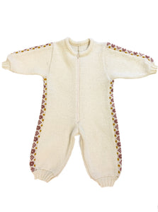 Baby jumpsuit with faroese pattern detail