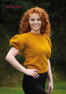 Knitting pattern - blouse with puff sleeves