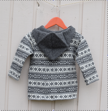 Load image into Gallery viewer, Grey and white sweater with popular pattern
