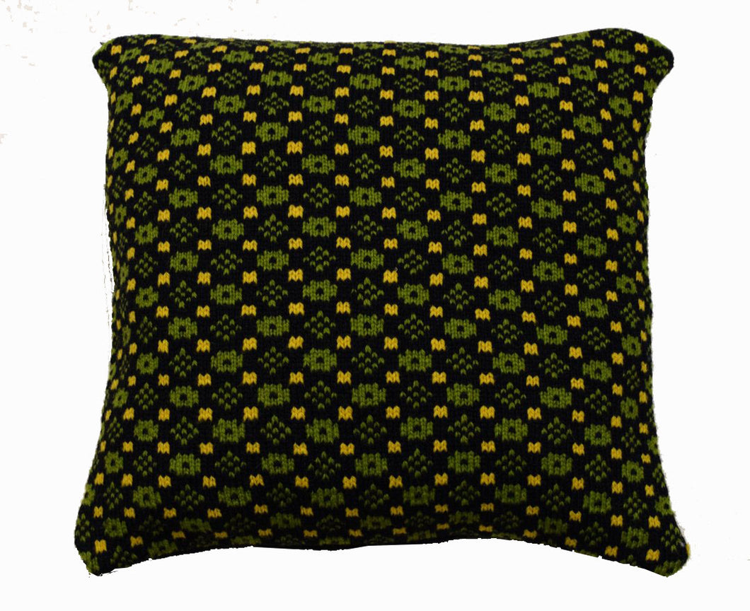 Black, green and yellow pillow case with faroese pattern