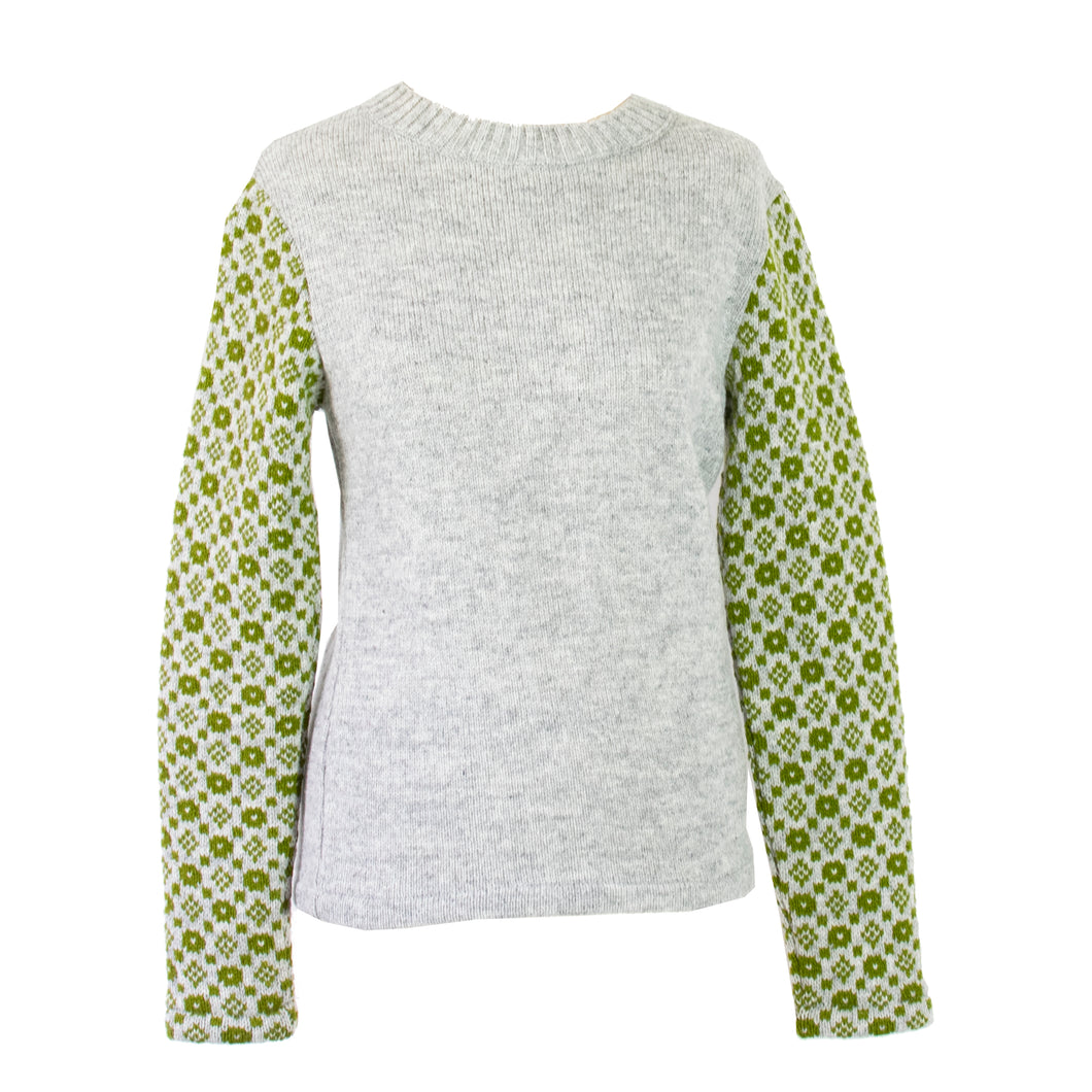 Slim sweater with patterned arms