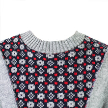 Load image into Gallery viewer, Sweater with pattern and wide arms
